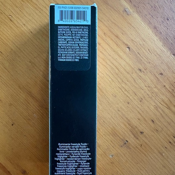 Fenty Beauty Liquid Killawatt Highlighter in Vintage Velour 02 - Picture 3 of 3